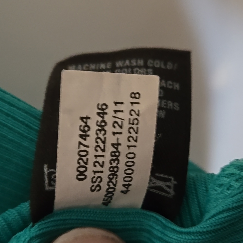 Under Armour Tank Top, YXXL, Fitted, Heat Gear, Teal, Blue, Green, Poly Blend - Picture 6 of 11